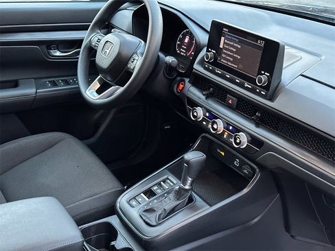 Used 2023 Honda CR-V LX image 9