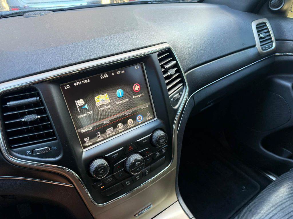 Used 2015 Jeep Grand Cherokee Limited w/ Luxury Group II RWD image 15