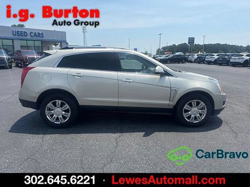 Used 2016 Cadillac SRX Luxury w/ Driver Awareness Package AWD/4WD image 2