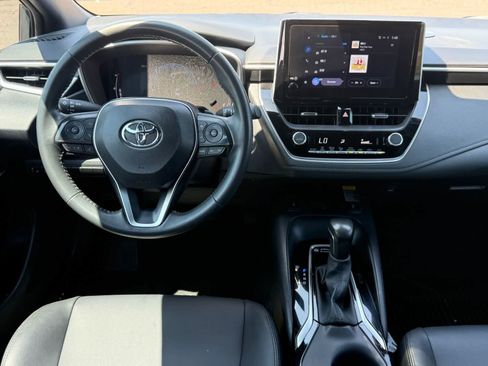 Used 2024 Toyota Corolla XSE FWD image 11