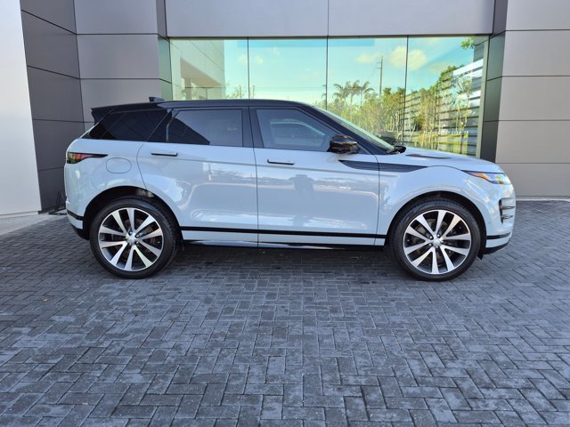 Certified 2026 Land Rover Range Rover Evoque Dynamic SE AWD/4WD image 4