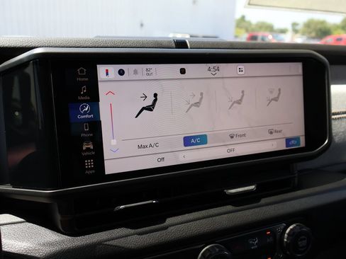 New 2026 Jeep Gladiator Sport AWD/4WD image 34