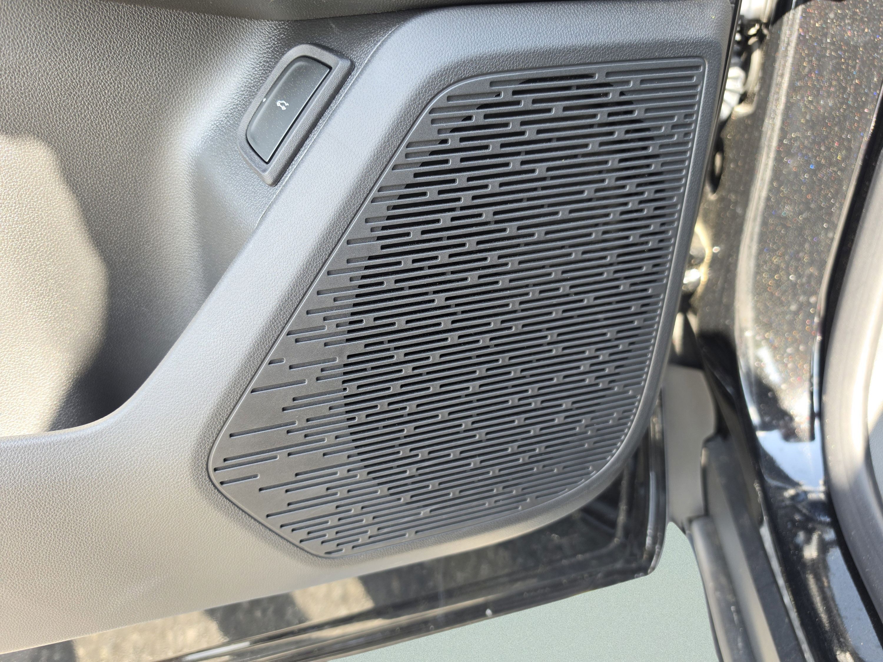 New 2026 Chevrolet Equinox RS w/ Safety and Technology Package FWD image 22
