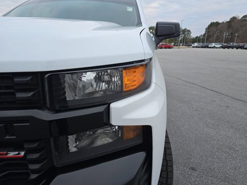 Used 2021 Chevrolet Silverado 1500 Custom Trail Boss w/ LPO, Dark Essentials Package image 30