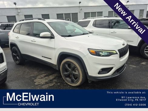 Used 2019 Jeep Cherokee Latitude Plus AWD/4WD image 1
