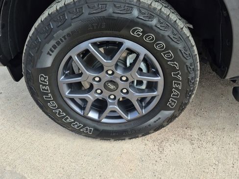 Used 2024 Ford Ranger XLT w/ FX4 Off-Road Package image 9