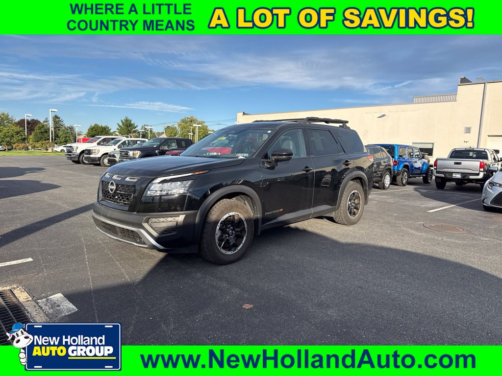 Used 2025 Nissan Pathfinder Rock Creek AWD/4WD image 1