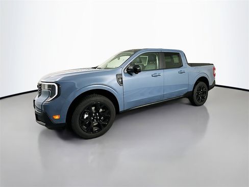 New 2025 Ford Maverick Lariat w/ Black Appearance Package image 3