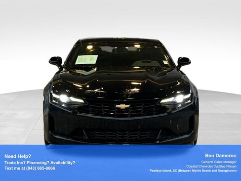 Used 2019 Chevrolet Camaro LT w/ Technology Package RWD image 2