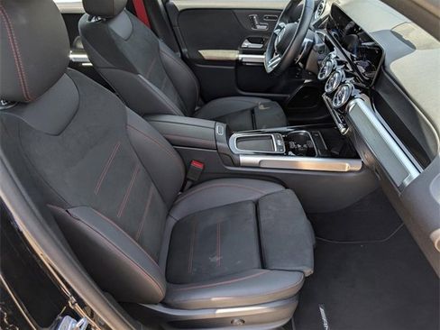 Certified 2025 Mercedes-Benz GLB 35 AMG 4MATIC image 42