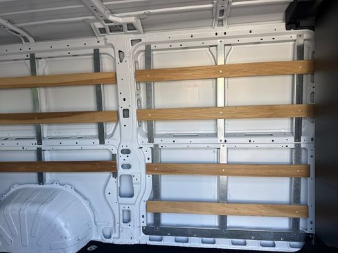 Used 2025 RAM ProMaster 2500 w/ U-Haul Equipment Group FWD image 24