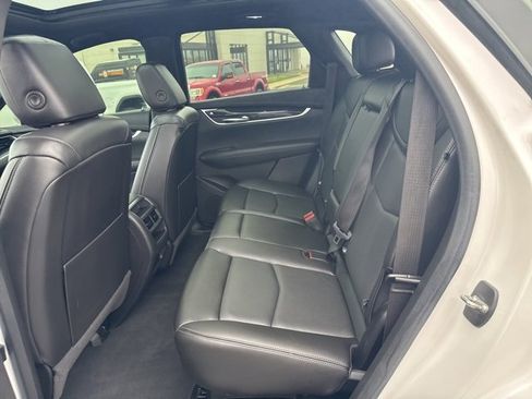 Used 2022 Cadillac XT5 Premium Luxury image 27