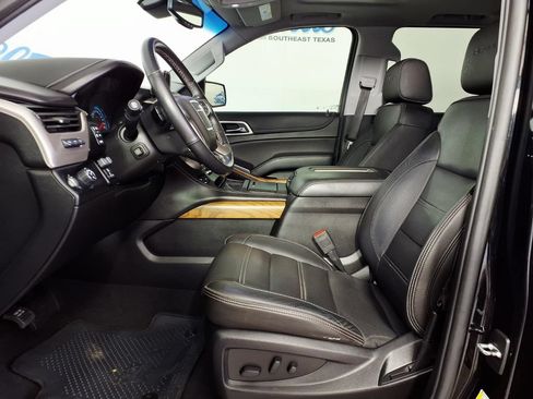 Used 2020 GMC Yukon XL Denali w/ Denali Ultimate Package RWD image 7