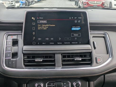 Used 2024 GMC Yukon AT4 w/ Technology Package image 16