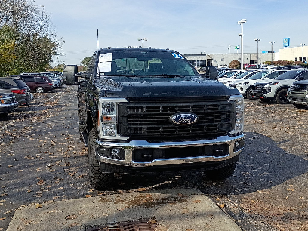 Used 2026 Ford F250 XL w/ XL Off-Road Package AWD/4WD image 1