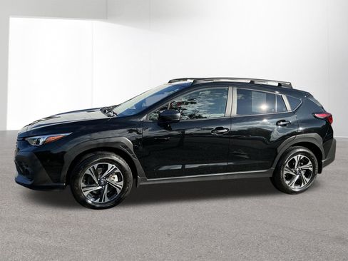 Used 2025 Subaru Crosstrek 2.5i Premium AWD/4WD image 14