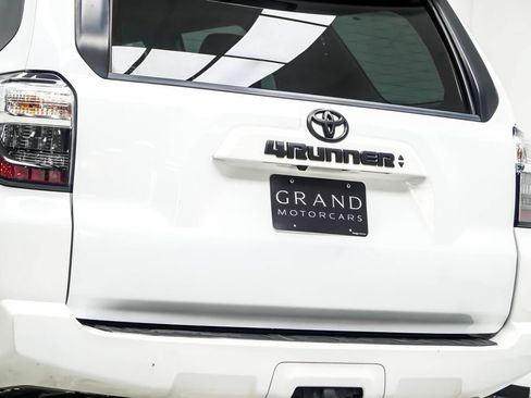 Used 2023 Toyota 4Runner SR5 Premium w/ Moonroof Package RWD image 14