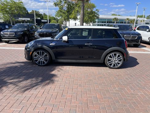 Used 2022 MINI Cooper S image 7