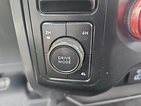 Used 2022 Ford F150 XLT image 30