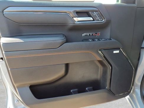 Used 2025 GMC Sierra 1500 AT4 w/ AT4 Premium Package AWD/4WD image 16