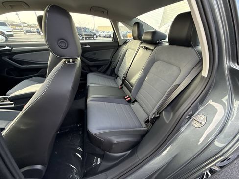 New 2026 Volkswagen Jetta SE FWD image 22