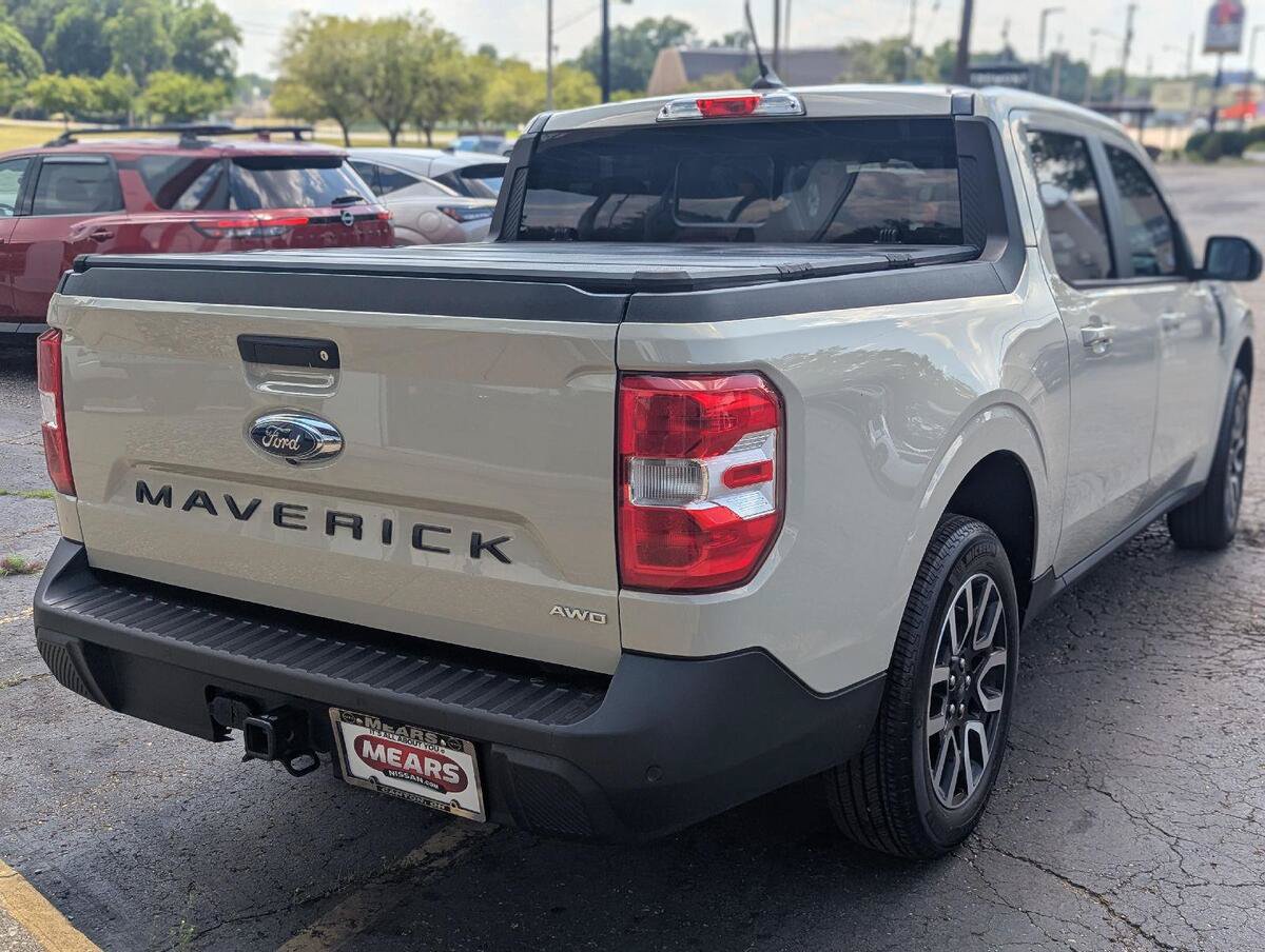 Used 2024 Ford Maverick Lariat w/ 4K Tow Package AWD/4WD image 12