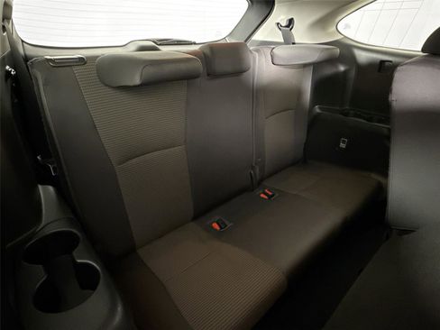 Certified 2022 Toyota Highlander LE image 35