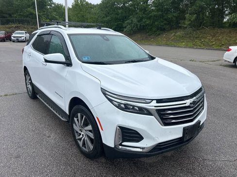Used 2023 Chevrolet Equinox Premier w/ LPO, 'HIT The Road' Package AWD/4WD image 2