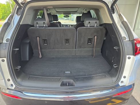 Certified 2020 Buick Enclave Essence w/ Sound and Sites Package FWD image 21