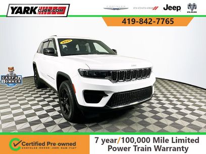Certified 2025 Jeep Grand Cherokee Laredo X w/ Luxury Tech Group I