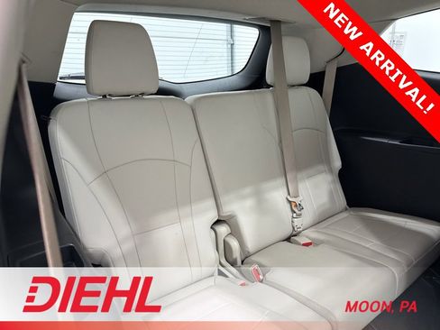 Used 2023 Buick Enclave Essence w/ Experience Buick Package image 11