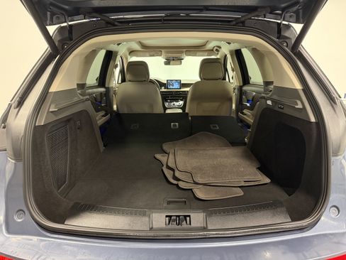 Used 2022 Lincoln Corsair Reserve w/ Equipment Group 201A image 29