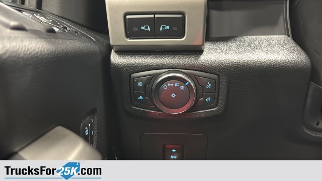 Used 2015 Ford F150 Lariat w/ Equipment Group 502A Luxury AWD/4WD image 31