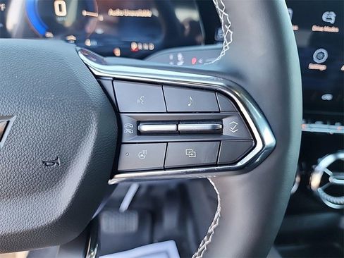 New 2025 Chevrolet Blazer EV LT w/ Super Cruise Package image 16