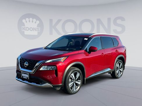 Used 2021 Nissan Rogue Platinum image 1