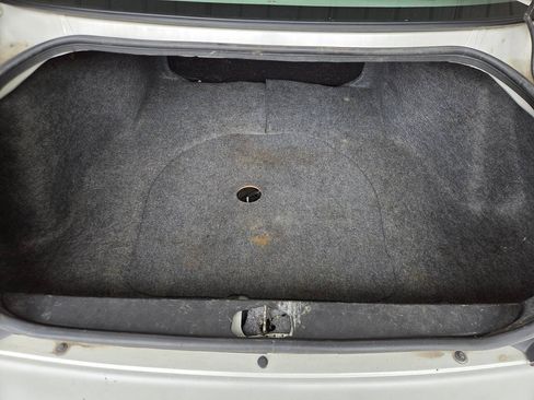 Used 2003 Chevrolet Impala w/ Preferred Equipment Group FWD image 13