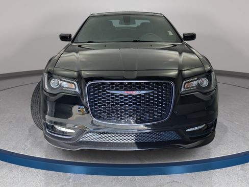 Used 2021 Chrysler 300 S w/ S Model Appearance Package RWD image 2