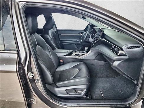 Used 2024 Toyota Camry XLE FWD image 20