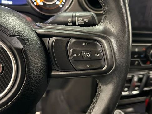 Used 2021 Jeep Wrangler Sport S image 18
