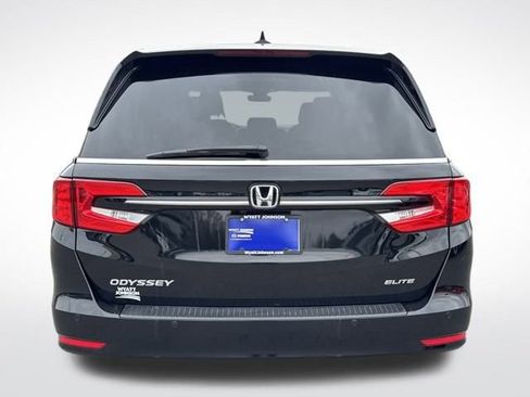 Used 2024 Honda Odyssey Elite image 4