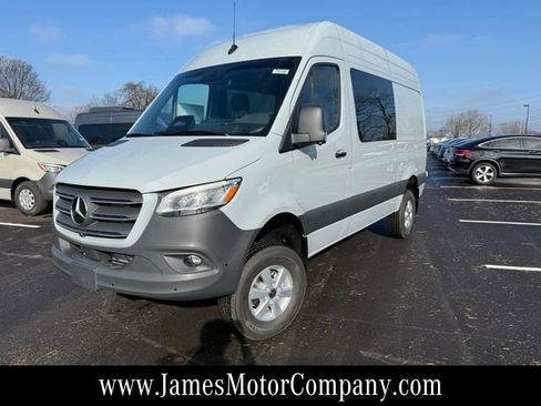 New 2026 Mercedes-Benz Sprinter 2500 image 1