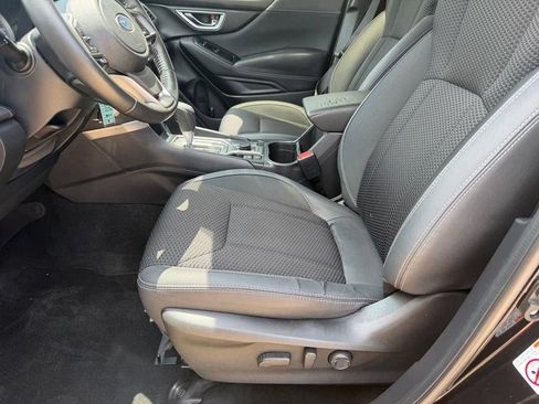 Used 2019 Subaru Forester Premium AWD/4WD image 9