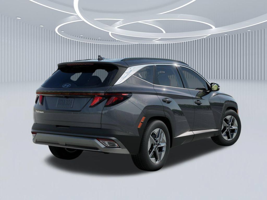 New 2026 Hyundai Tucson SEL Plus w/ Tow & Go Package FWD image 4