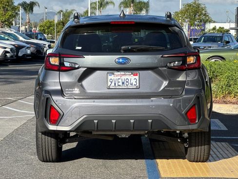 Certified 2025 Subaru Crosstrek 2.5i Limited w/ Crosstrek Mirror Package image 5