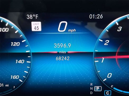 Used 2021 Mercedes-Benz GLA 250 4MATIC image 13