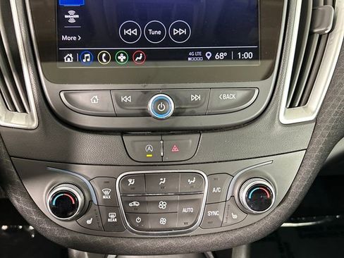 Used 2023 Chevrolet Malibu LT image 14