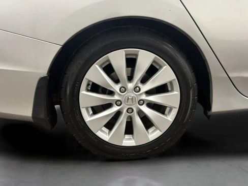 Used 2013 Honda Accord EX image 27