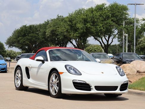 Used 2016 Porsche Boxster S image 2