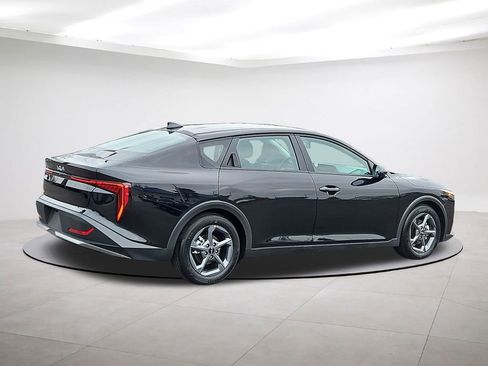 Used 2025 Kia K4 LXS image 7