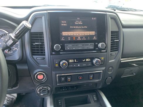 Used 2023 Nissan Titan SV w/ SV Convenience Package image 13